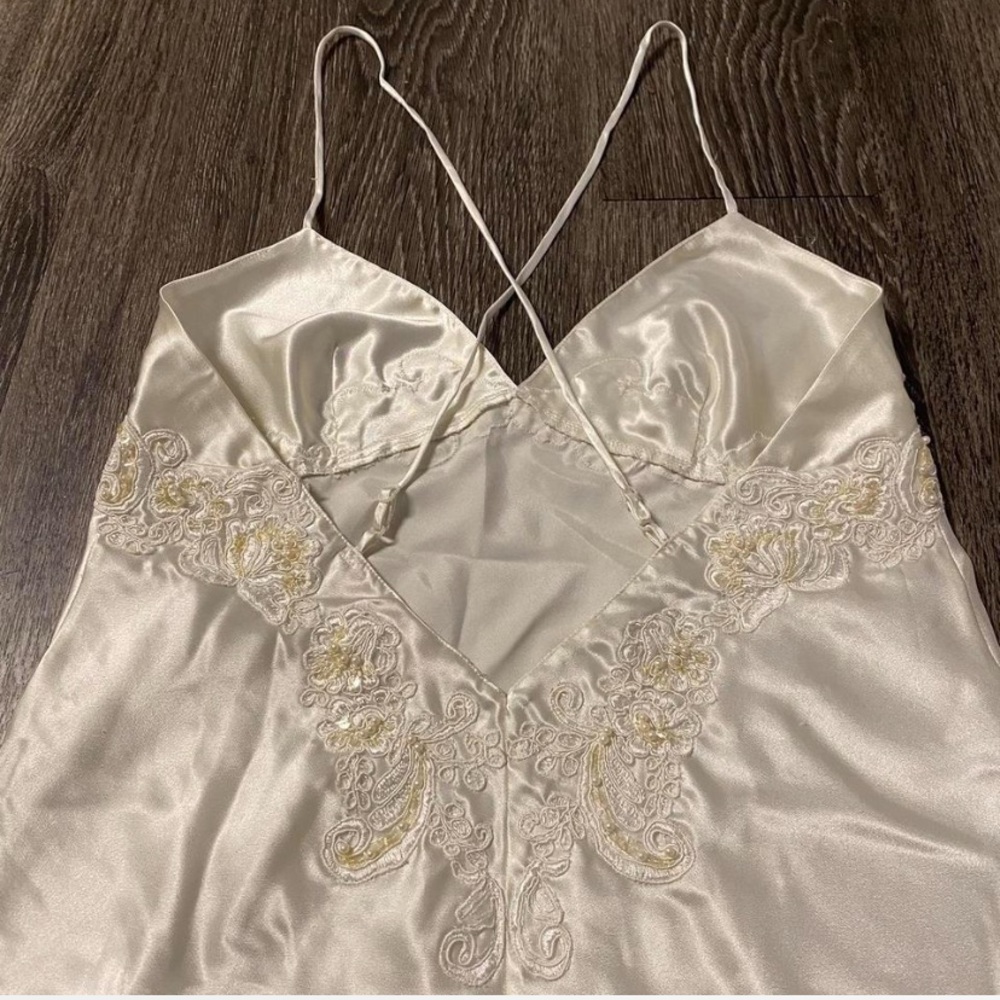Victoria's Secret White Chemise with Lace Appliqué